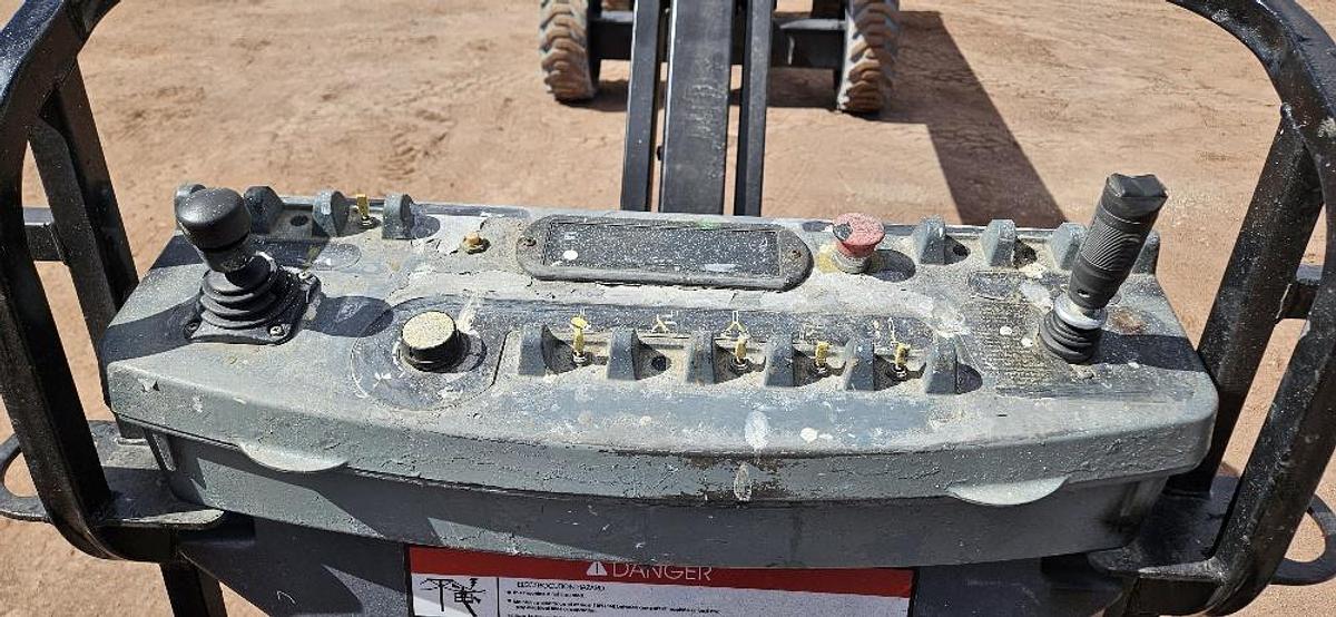 Used 2012 JLG E600JP 60' Boom Lift