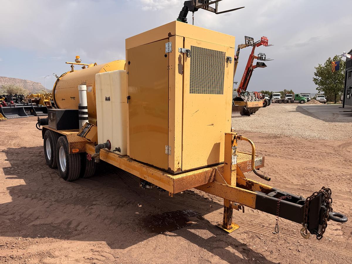 Used 2006 Vac-Tron Vacuum Trailer
