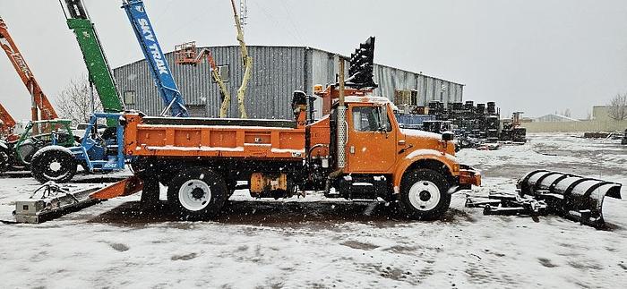 Used 2001 International Dump Truck 4900