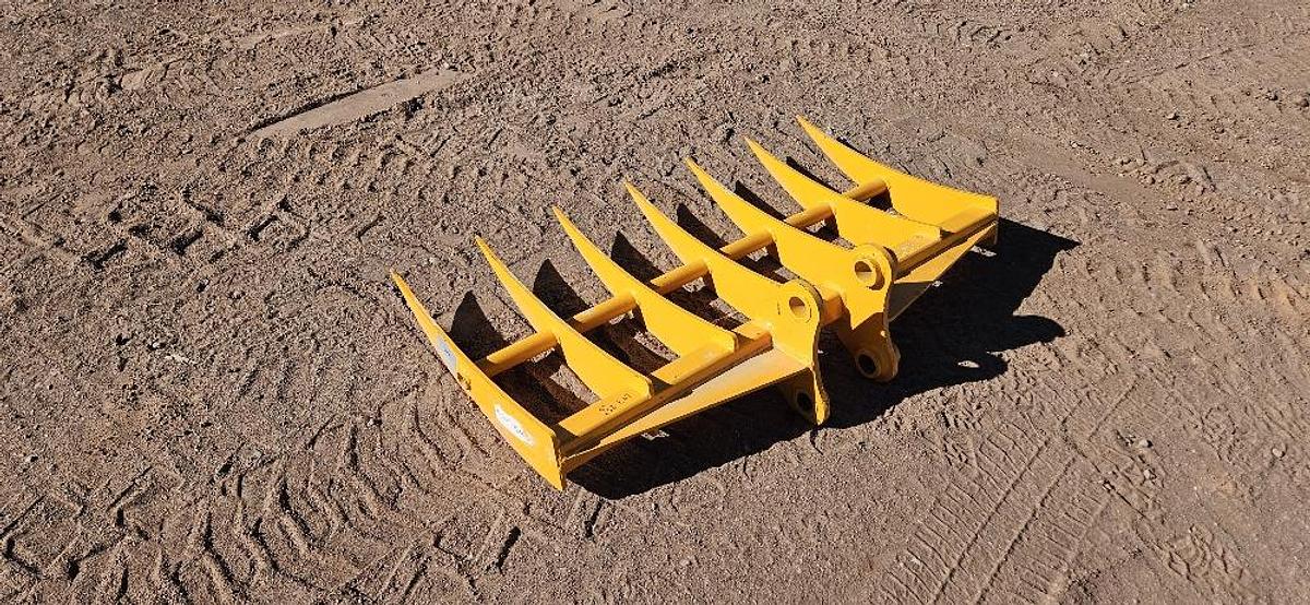 46" MINI EXCAVATOR RAKE 