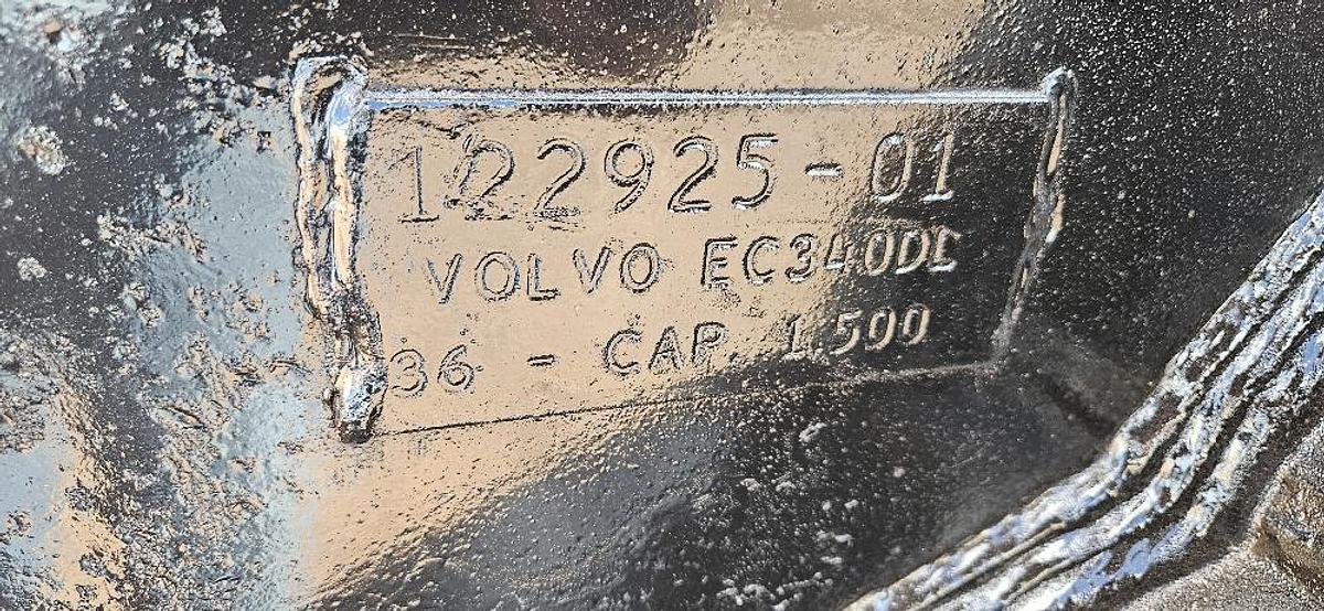 Used 40" Excavator Bucket