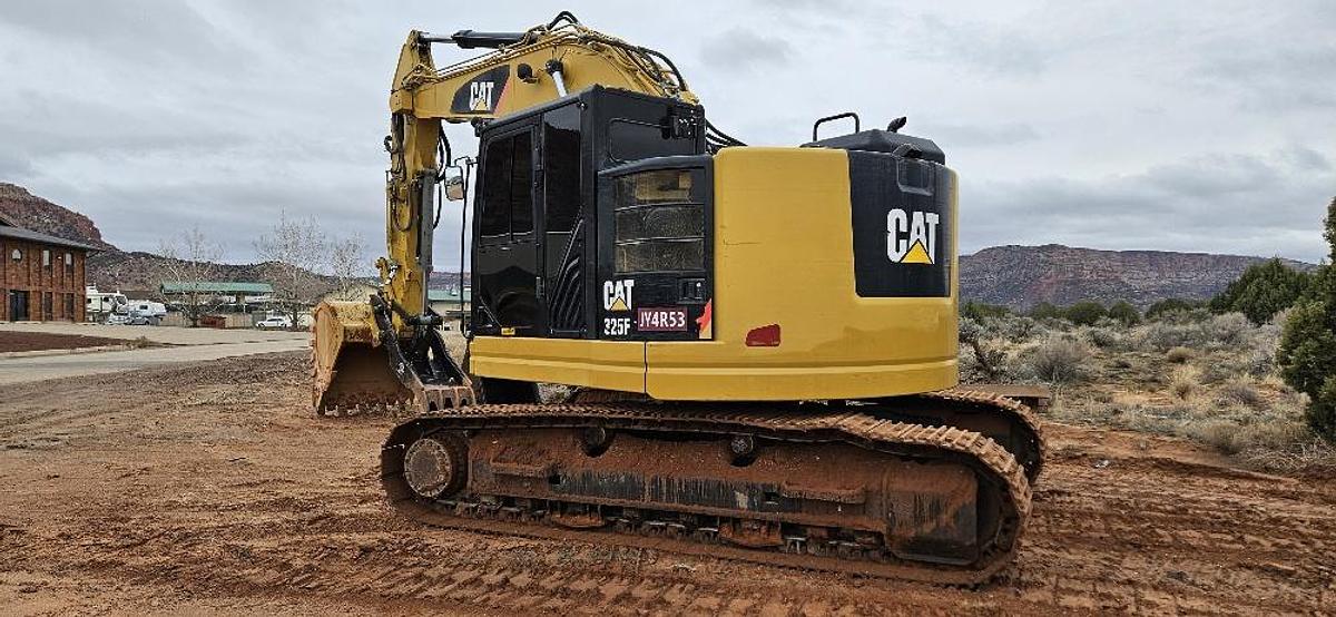 Used 2017 CAT 325F Excavator
