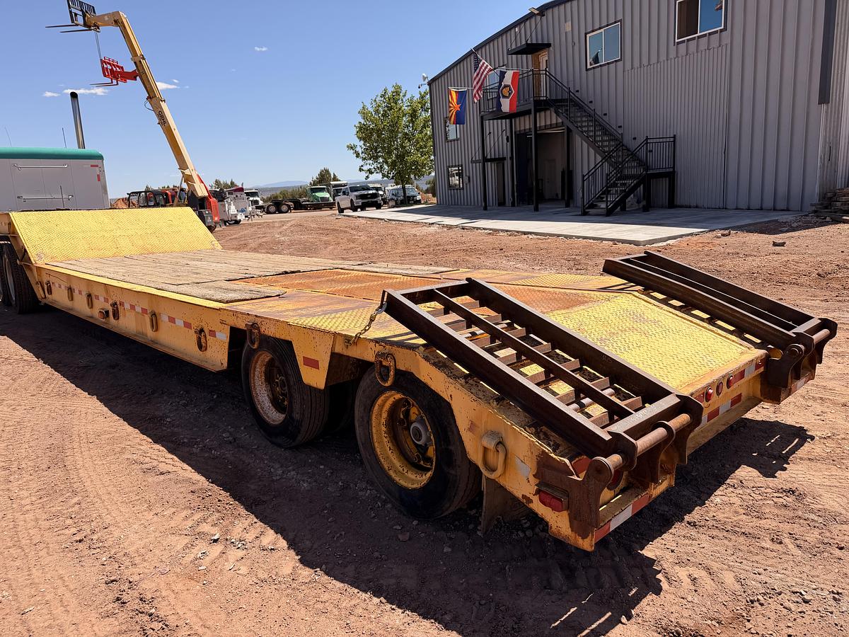 Used 1997 Load King Equipment Trailer