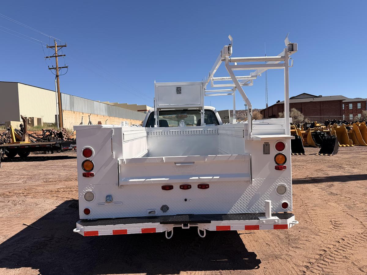 Used 2006 Ford F-450XLT Service Truck
