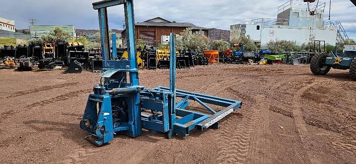 Used Gradall Panel Handler :Misc. Lift Truck Attachment