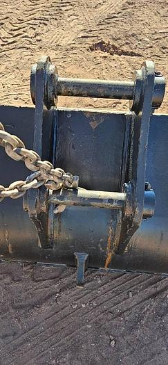 Used Clean Up Bucket