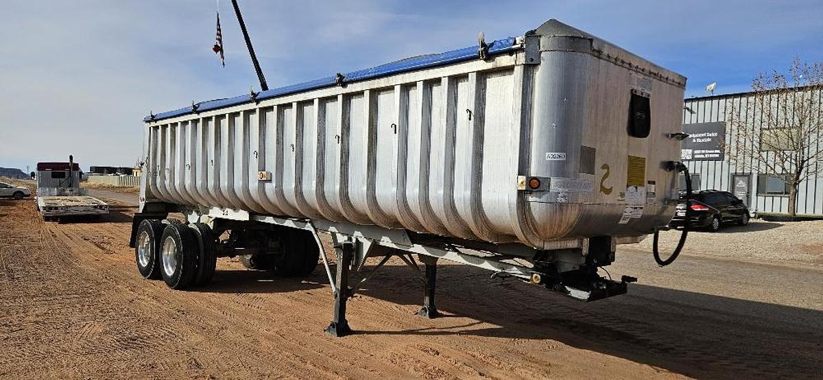 Used 30' Dump Trailer
