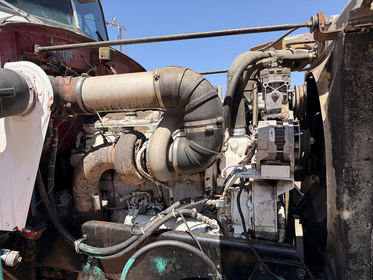 Used 1985 359 Peterbilt & 1997 Load King Equipment Trailer