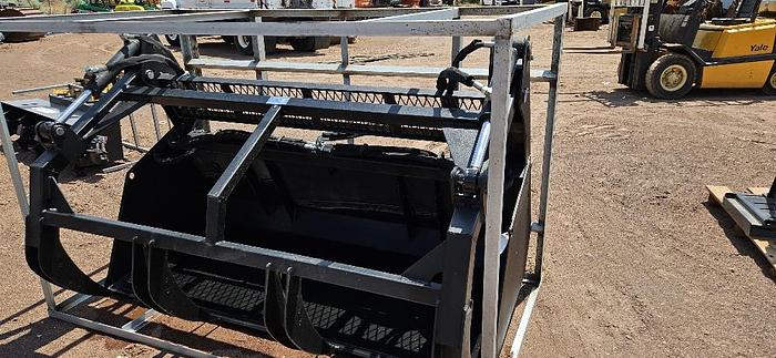 82" Skid Steer Grapple Bucket