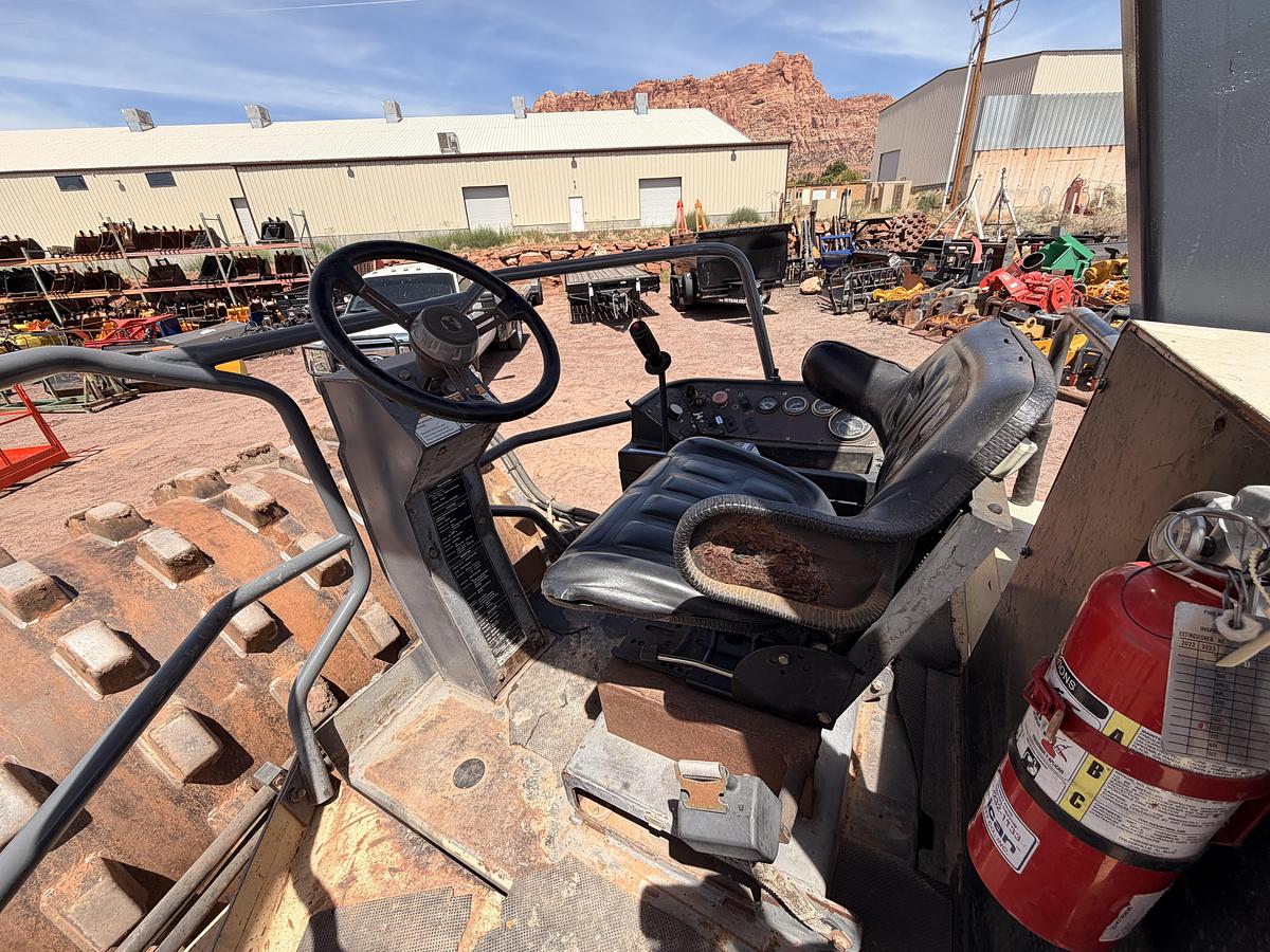 Used 1994 Ingersoll Rand Sheepsfoot Roller
