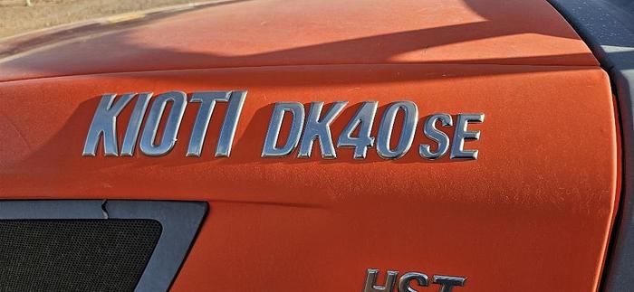 Used 2006 Kioti Utility Tractor