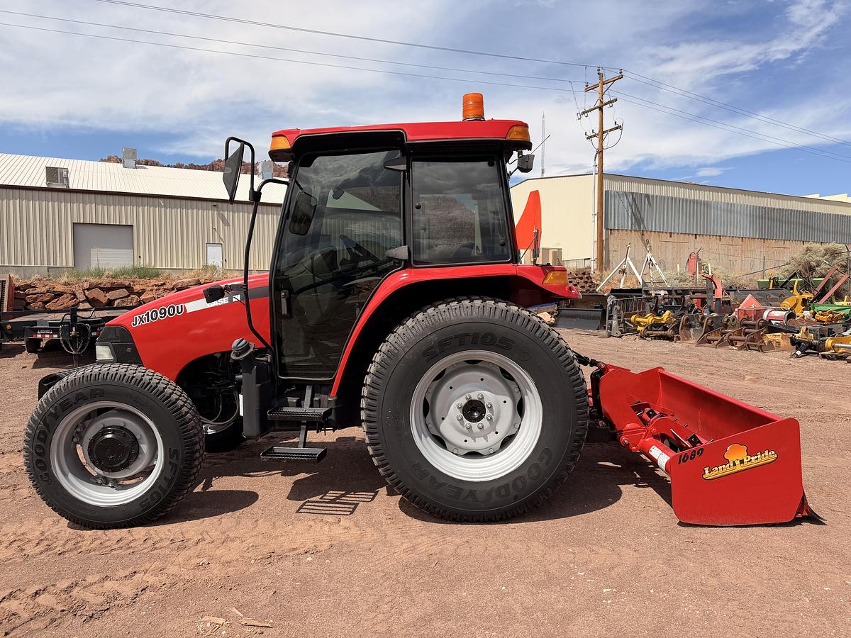 Used 2007 Case Utility Tractor