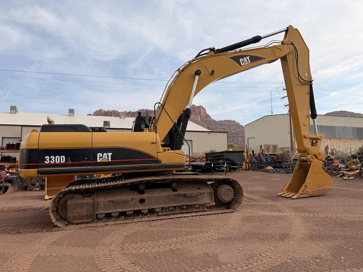Used 2009 CAT 330D Excavator 