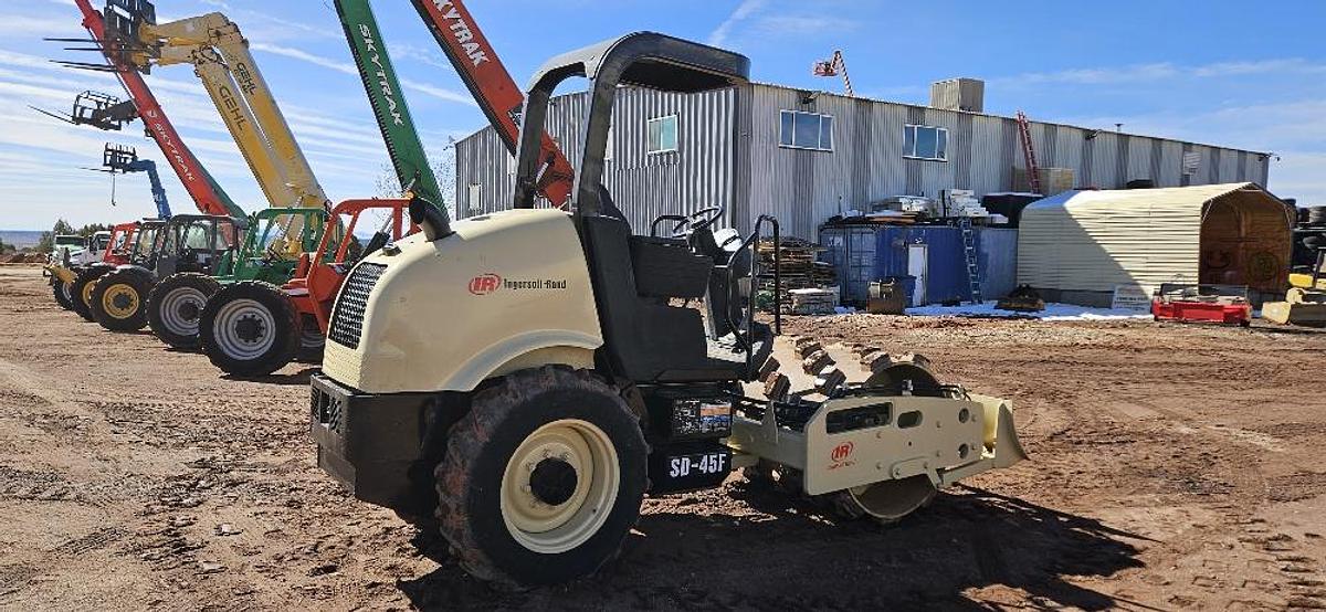 Used SHEEPS FOOT COMPACTOR