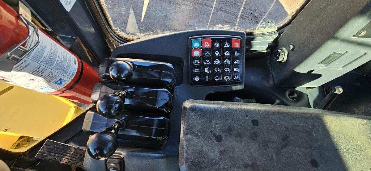 Used 2012 John Deere 644K Loader