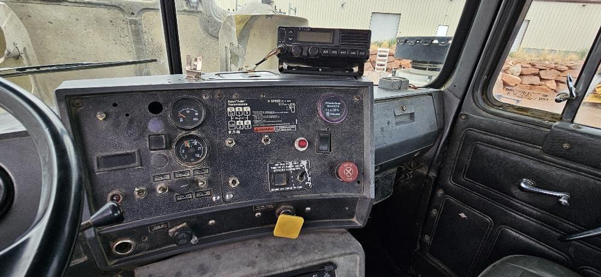 Used Mack Dumpster Truck