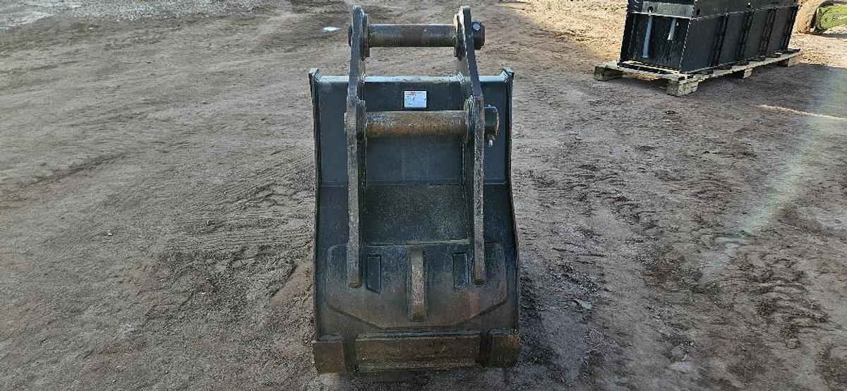 Used 36" Excavator Bucket