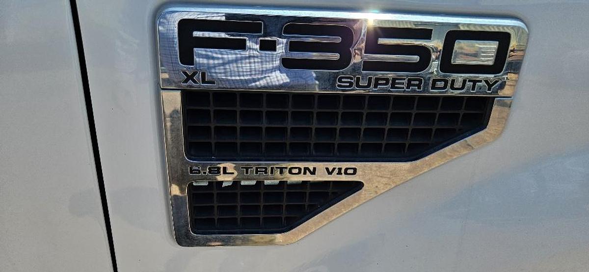 Used 2009 Ford Vacuum Truck