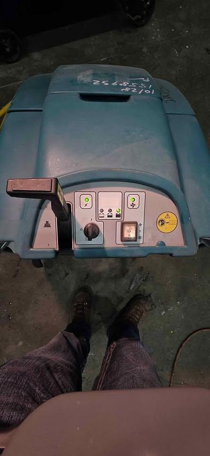 Used Walk-Behind Battery Sweeper