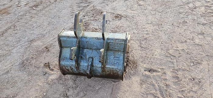 Used 24" Mini Excavator Bucket