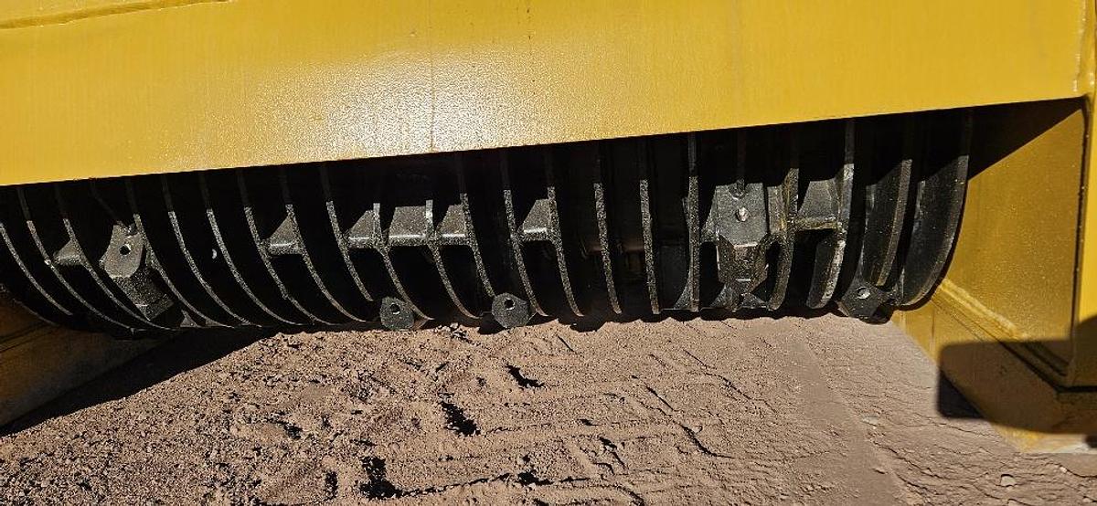 Tree Grinder Mulcher