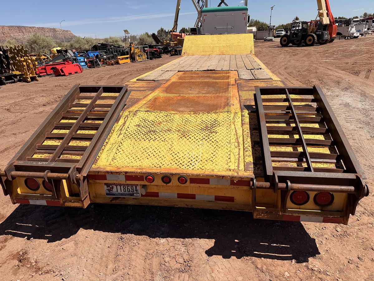 Used 1985 359 Peterbilt & 1997 Load King Equipment Trailer
