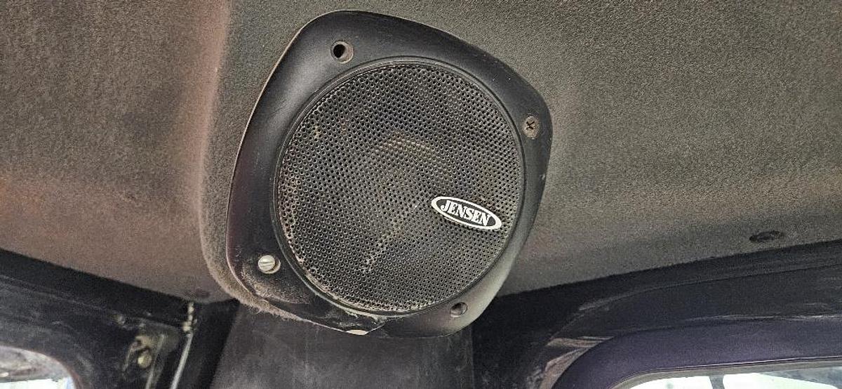 Used 2019 Takeuchi TS80V2 Skid Steer