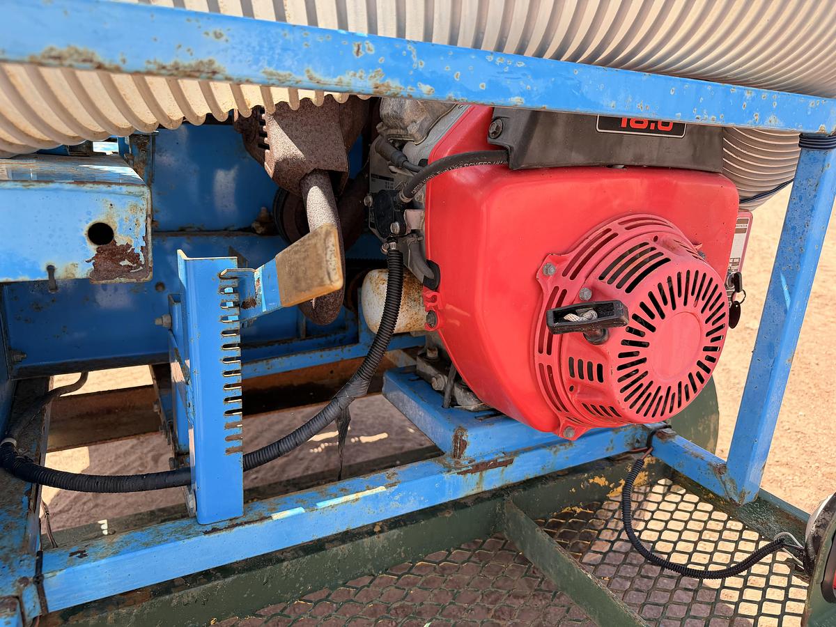 Used Goossen Bale Chopper