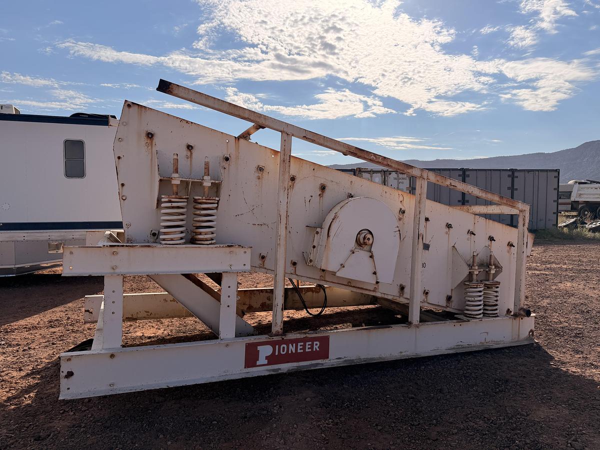 Used Pioneer Double Deck Screen