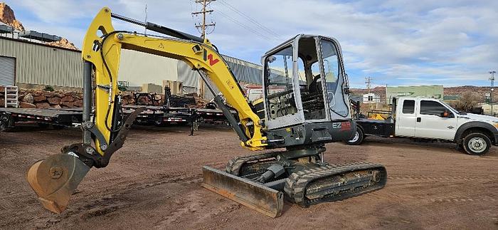 Used 2017 Wacker Neuson EZ53