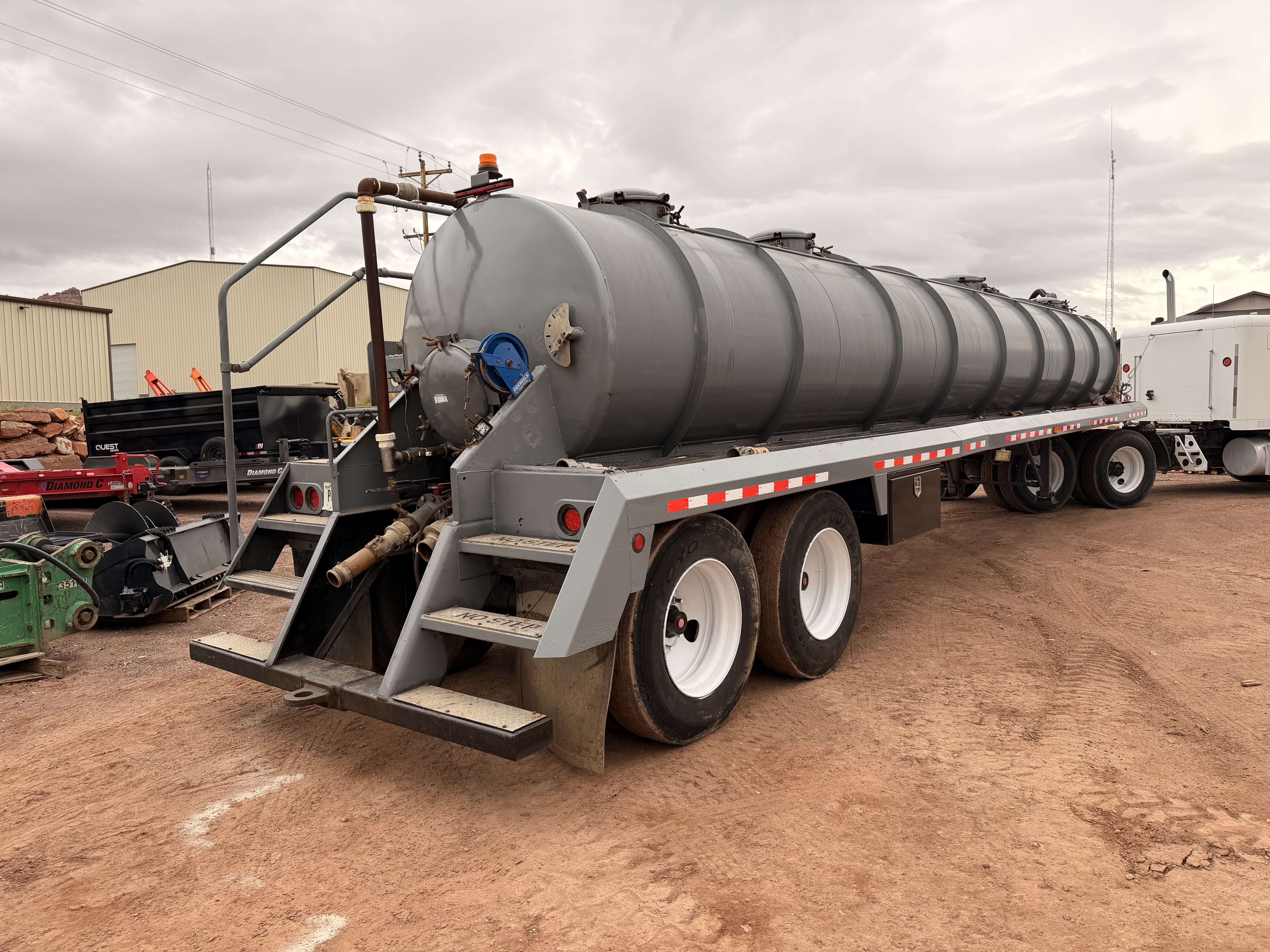Used 2013 5,460 Gallon Vacuum Tanker Trailer