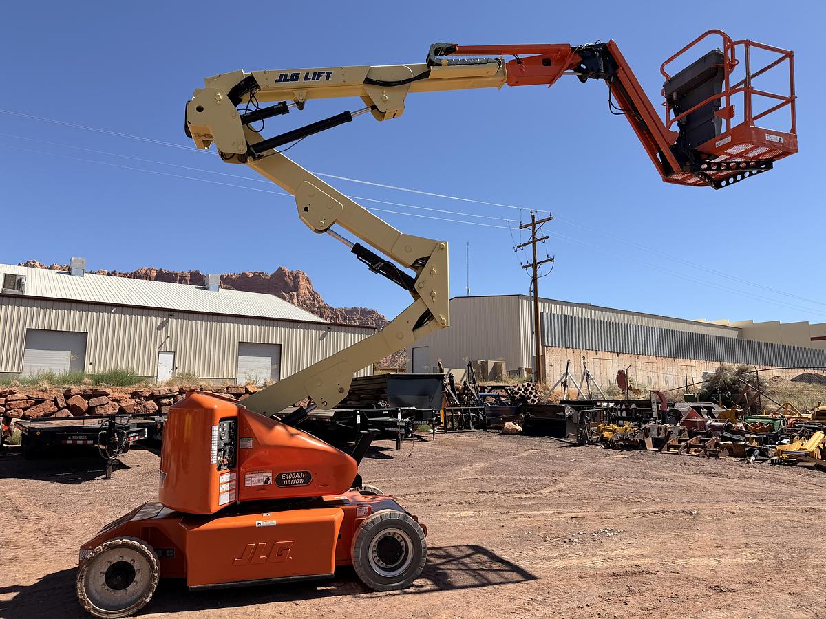 Used 2013 JLG Electric Articulating Boom Lift