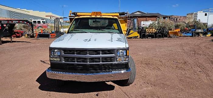 Used 1999 Chevrolet 3500HD Utility Truck
