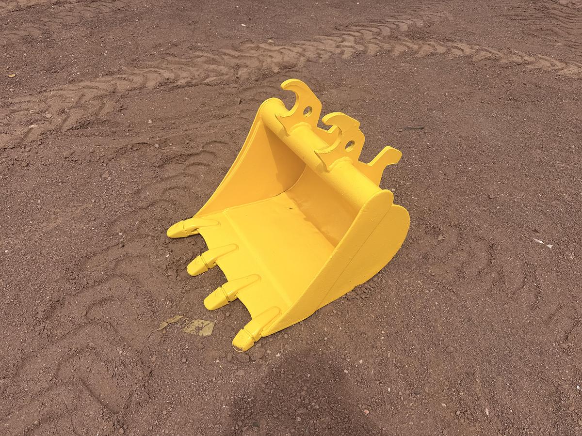 Used 24" John Deere Mini Excavator Bucket
