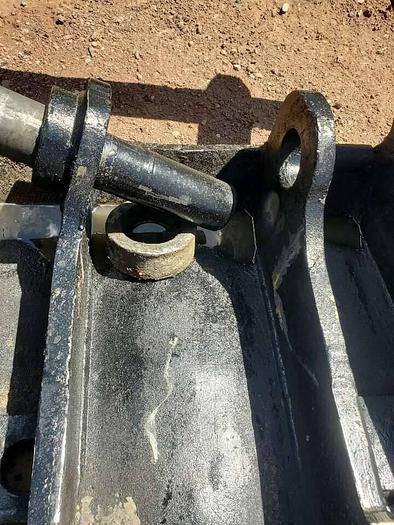 Used Others Excavator Thumb :Misc. Excavator Attachment