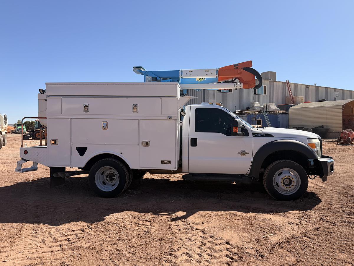 Used 2016 Ford F-550 Bucket Truck