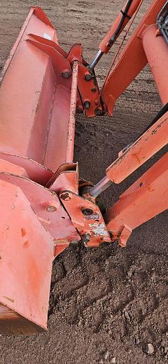 Used Kubota Tractor M4700