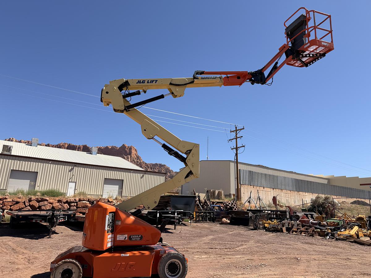 Used 2013 JLG Electric Articulating Boom Lift