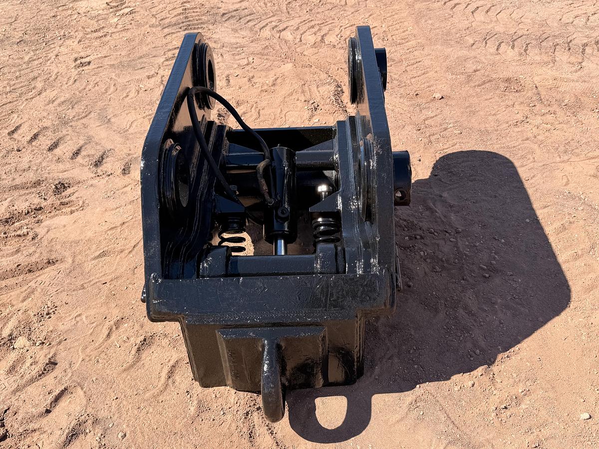 Used JB Hendrix Excavator Quick Coupler