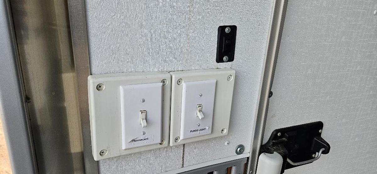 Used 20' Box Trailer