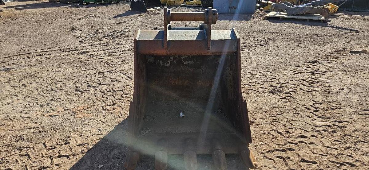 Used 43" Excavator Bucket