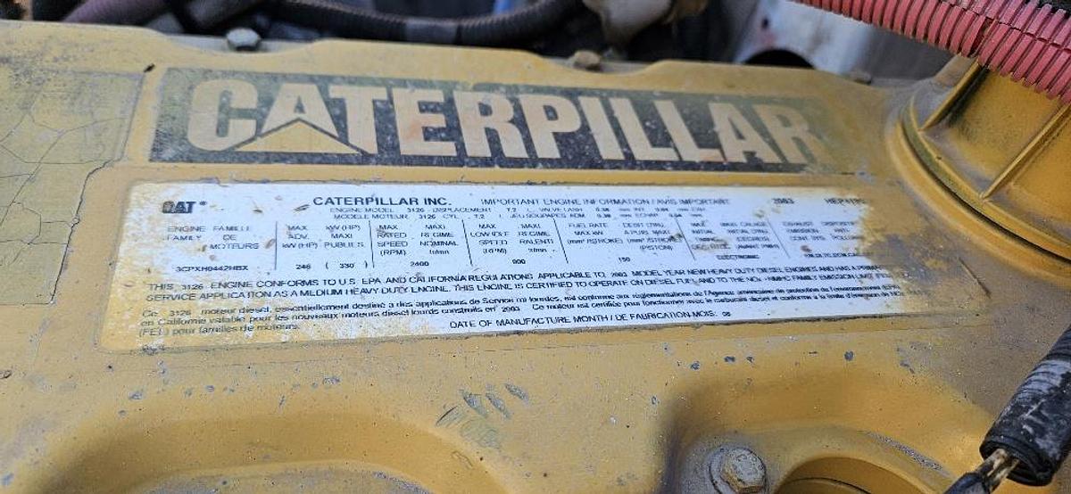 Used 2004 Freightliner Sweeper Truck