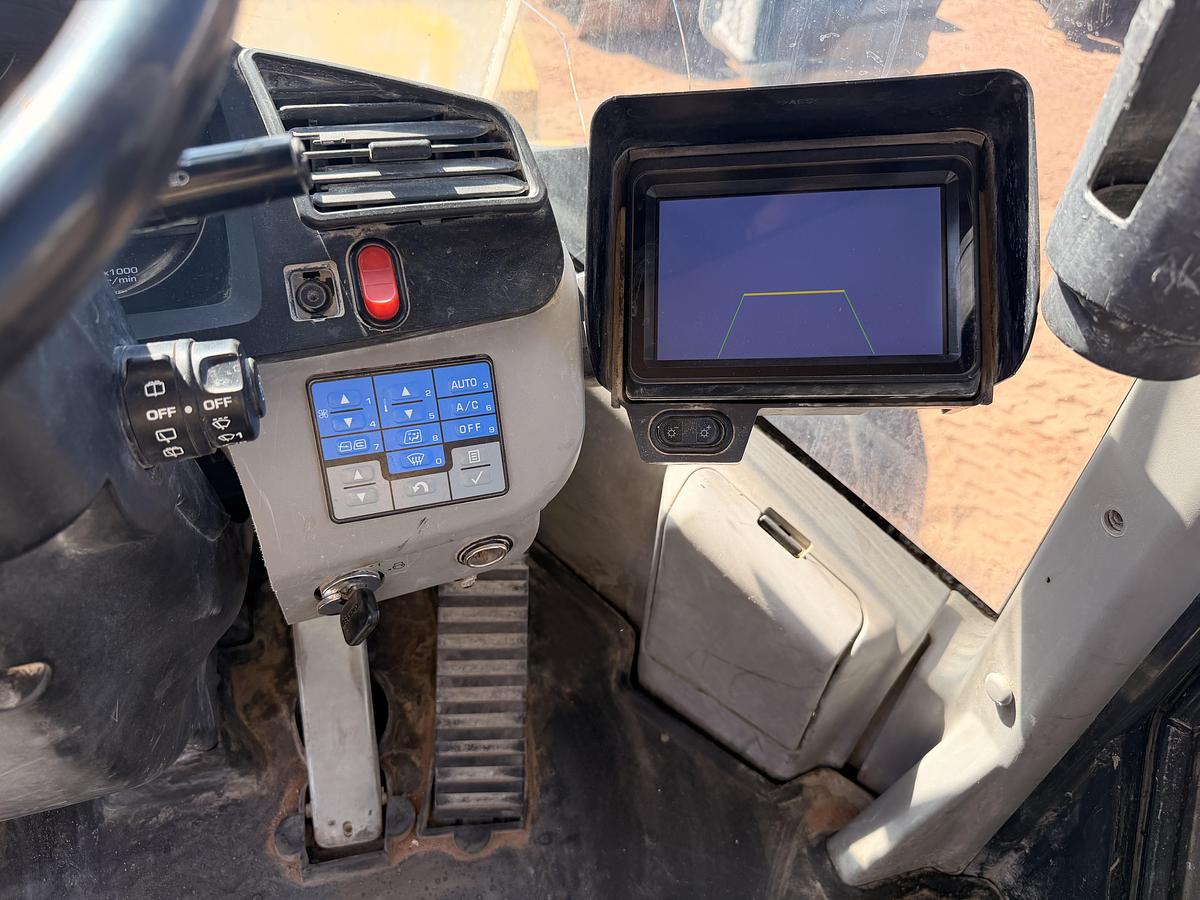 Used 2017 Komatsu WA380 Wheel Loader