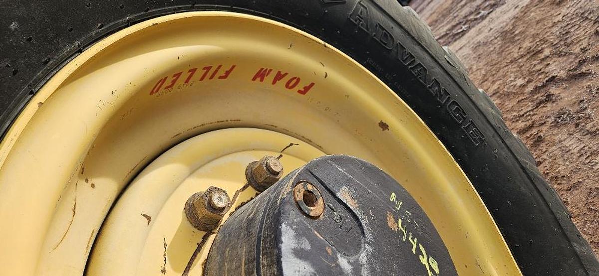 Used 2012 Gehl Telehandler