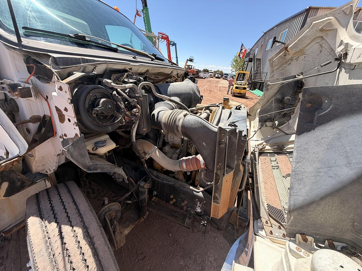 Used 2005 Ford F-750 Lube Truck