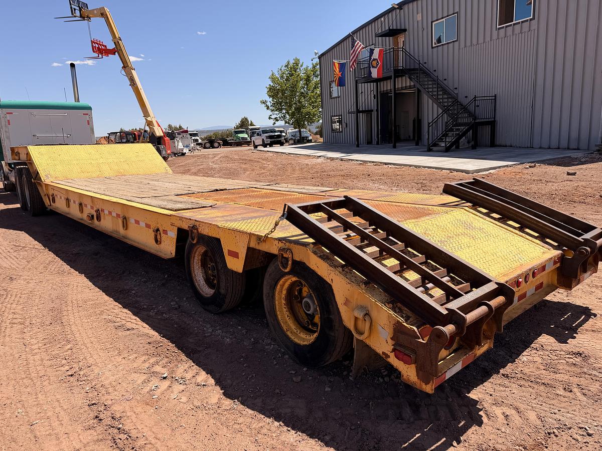 Used 1985 359 Peterbilt & 1997 Load King Equipment Trailer