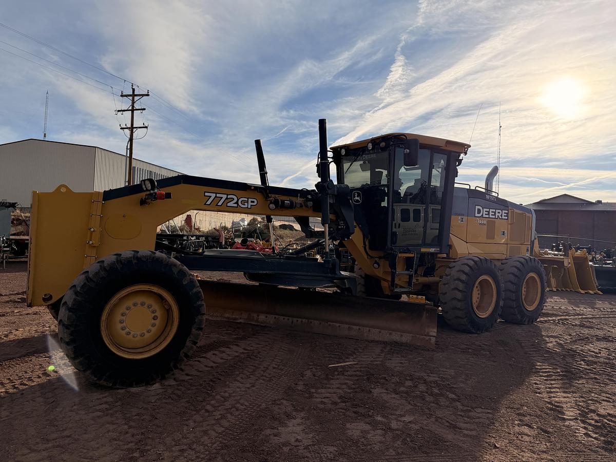 Used 2015 John Deere Grader