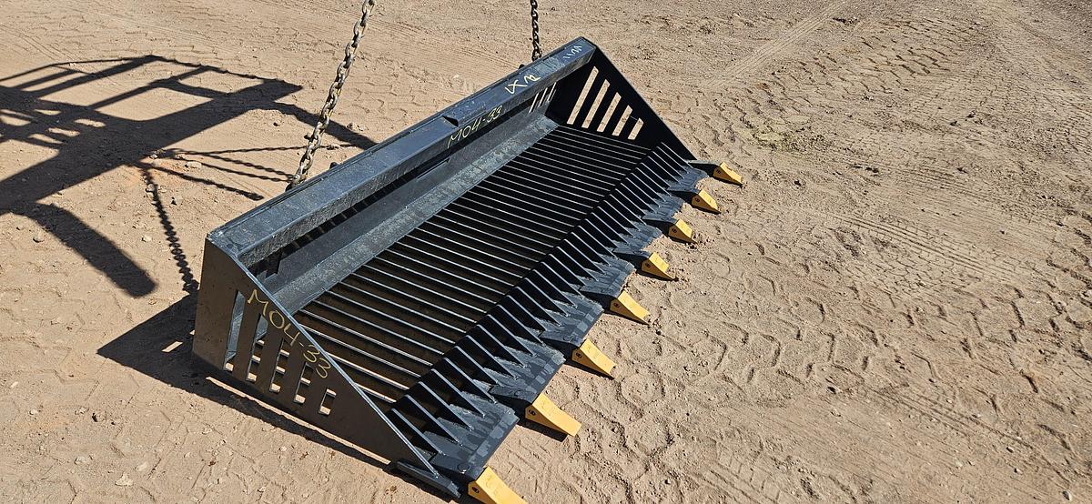 84" Skid Steer Skeleton Bucket
