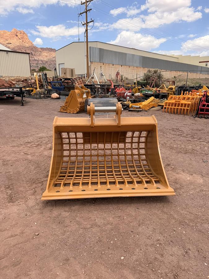 60" Excavator Skeleton Bucket