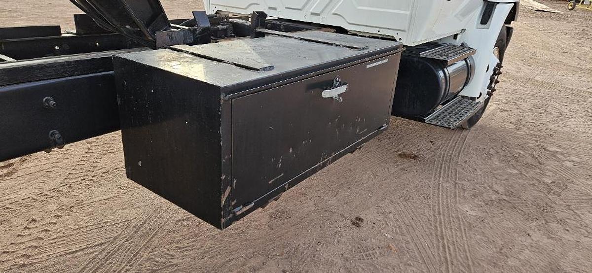 Used 2002 International 4300 DT 466 Dump Truck